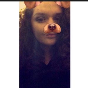 Meet your Posher, Kayley