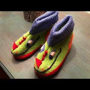 Boiled wool dragon slippers 9