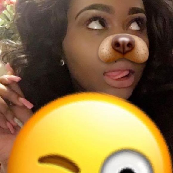 Meet your Posher, Layah - Picture 1 of 1