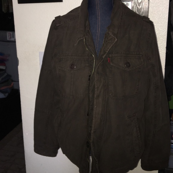 Levi's Men's coat!!