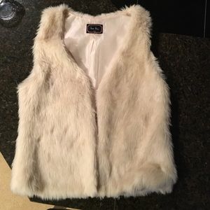 Faux Fur Cream Vest