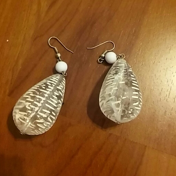 Beautiful Handmade Earrings - Picture 2 of 2