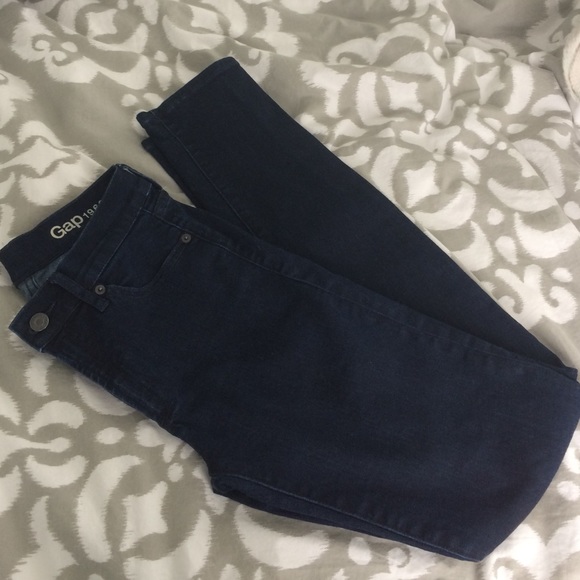 Gap 1969 Slim Straight Jeans