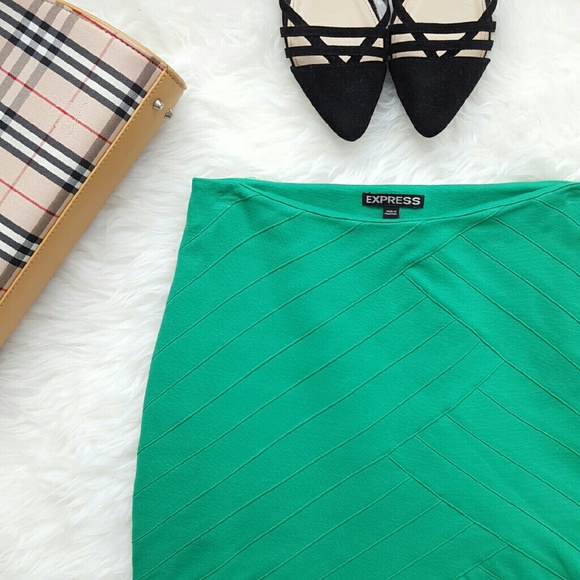 Express Dresses & Skirts - {Express} Green Geometric Textured Bodycon Skirt