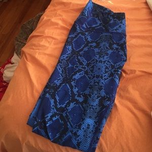 Lululemon Blue Snakeskin High Rise Pants!