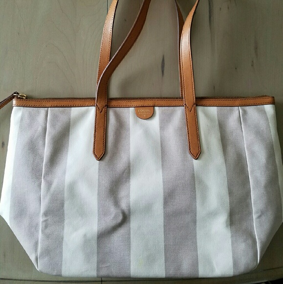 Fossil shopper tote
