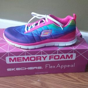 Skechers