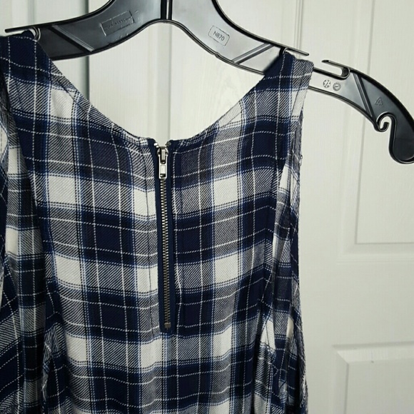Plaid dress - Picture 3 of 3