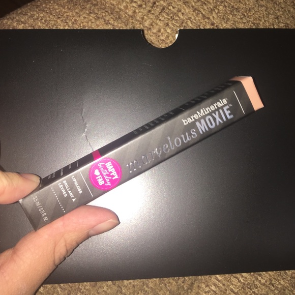 bareMinerals Marvelous Moxie Gloss in Rule Breaker