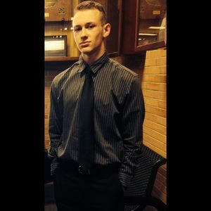 Meet your Posher, Zach