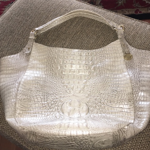Brahmin mother of pearl Jacqueline hobo