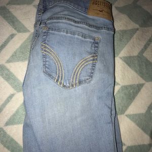 HOLLISTER JEANS