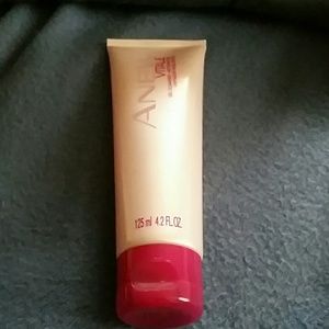 Avon Anew Vitale Gel Facial Cleanser 4.2 oz