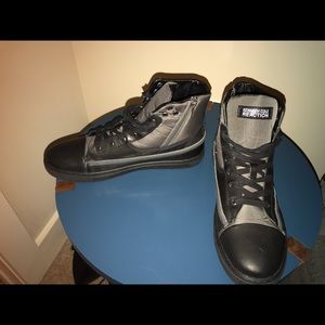 Kenneth Cole 10.5 leather sneakers