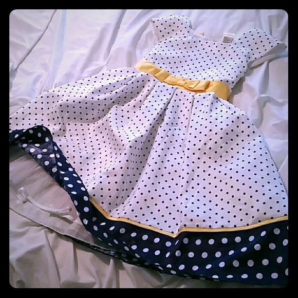 Girl Dress.  Size 10. White, blue and Gold
