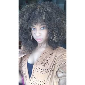 Meet your Posher, Amber