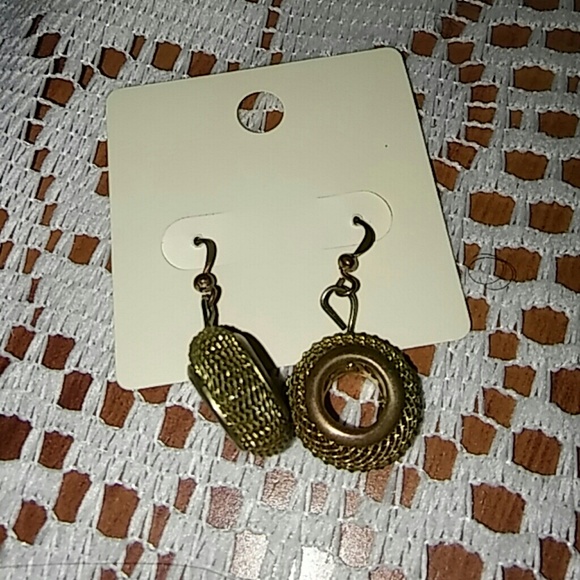 Vintage Earring Bundle - Picture 3 of 3