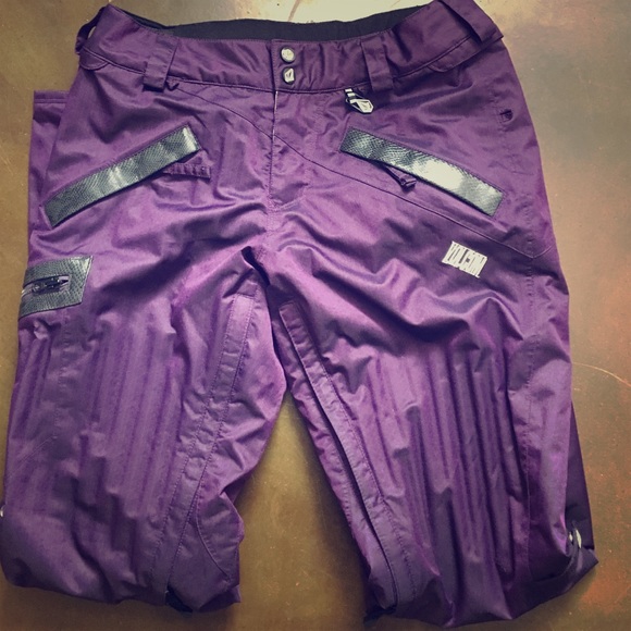 Volcom Snow pants