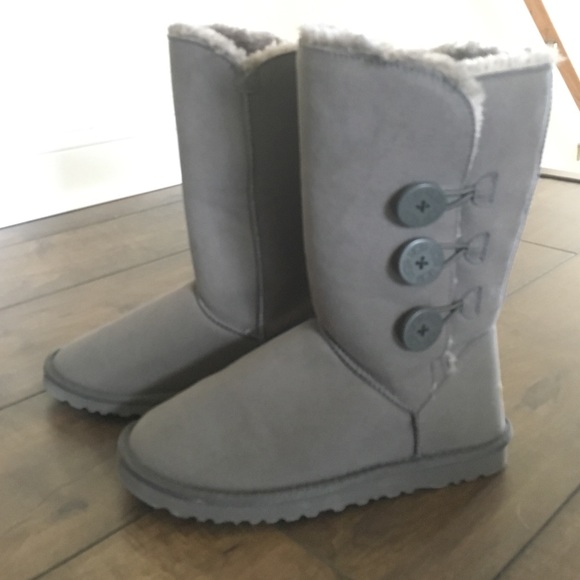 Shoes - Boots