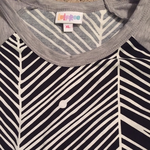 Lularoe Randy shirt..BNWT! - Picture 2 of 3