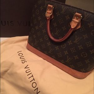 Louis Vuitton Alma