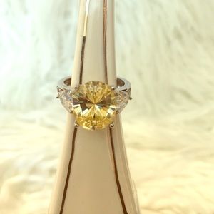 Ring sterling silver with cc diamonds