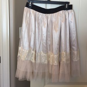 Hazel sz S knee length skirt