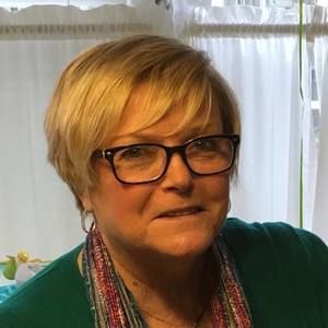 Meet your Posher, Nancy