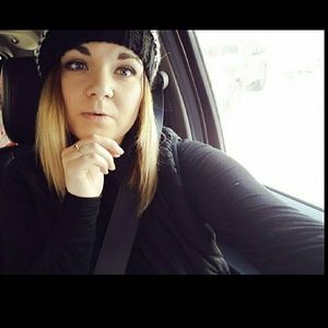 Meet your Posher, Karina