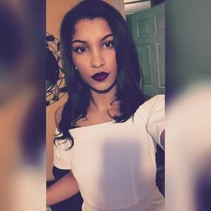 Meet your Posher, Elsa