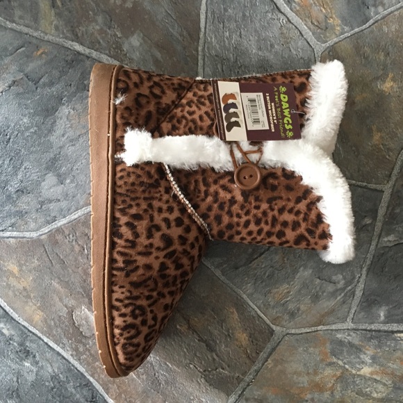 Leopard print "Sheep Dawg" boots. Size 10.