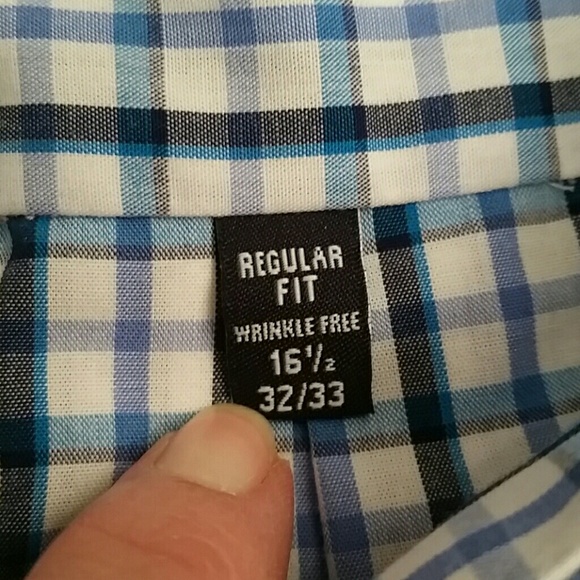 Izod button down dress shirt - Picture 4 of 4