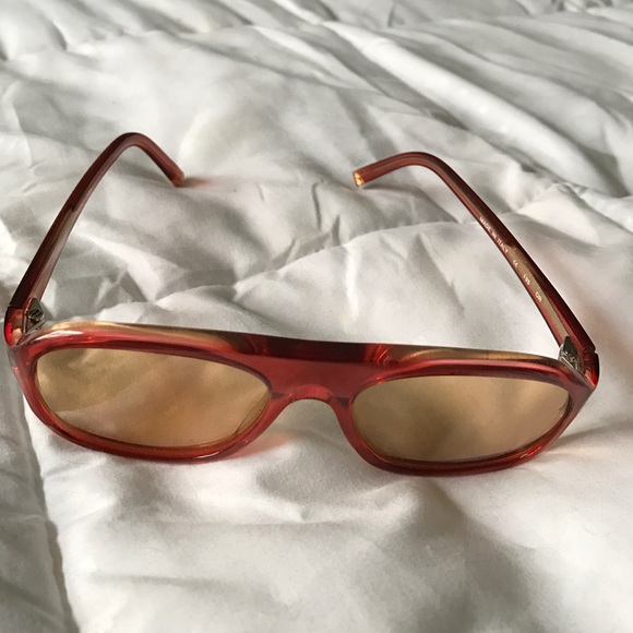 MICHEAL KORS VINTAGE SUNGLASSES! - Picture 3 of 5