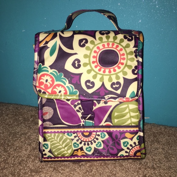 🚫SOLD🚫 Vera Bradley Lunch Sack in Plum Crazy