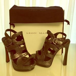Women's Leon Max Platform Snakeskin Sandal Size7