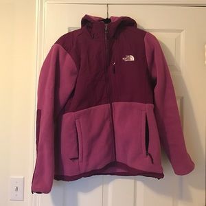 North Face Denali Hooded Jacket!