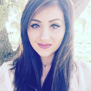 Meet your Posher, Celeste