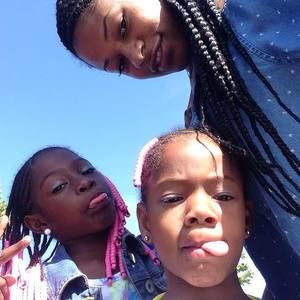 Meet your Posher, Angie