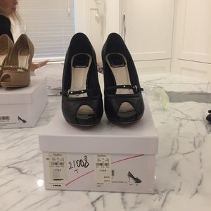Christian DIOR black leather pumps