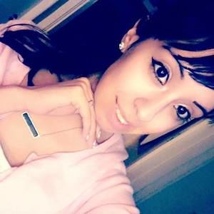 Meet your Posher, Karina