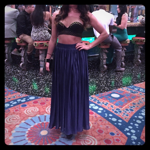 Pretty blue skirt 😊