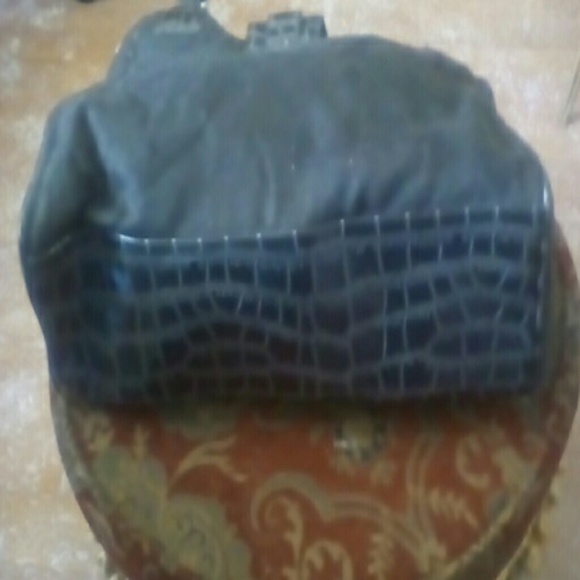 Sag Harbor Handbag - Picture 3 of 4