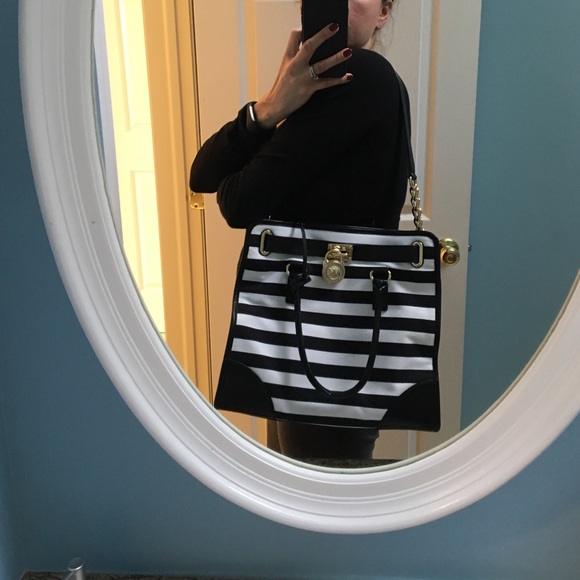 🎉🎉 SOLD 🎉🎉 Michael Kors Hamilton bag - Picture 2 of 4