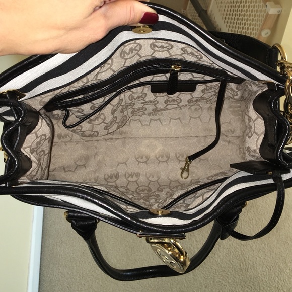 🎉🎉 SOLD 🎉🎉 Michael Kors Hamilton bag - Picture 3 of 4