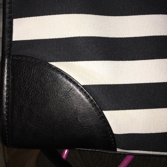 🎉🎉 SOLD 🎉🎉 Michael Kors Hamilton bag - Picture 4 of 4