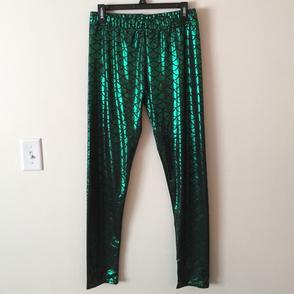 Shiny green mermaid leggings