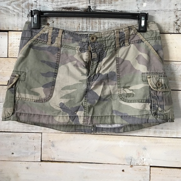 Final markdown Camo Abercrombie and Fitch mini