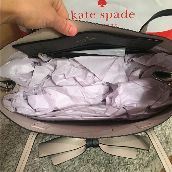 🌺JUST IN🌺Kate Spade Giorgia Tote💕 - Picture 3 of 4