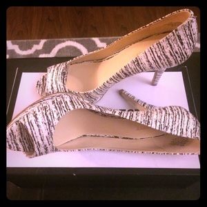 Nine West Black and White Peep Toes Pumps