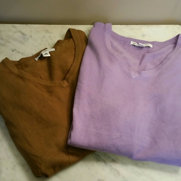 Banana Republic sweater. - Picture 3 of 4